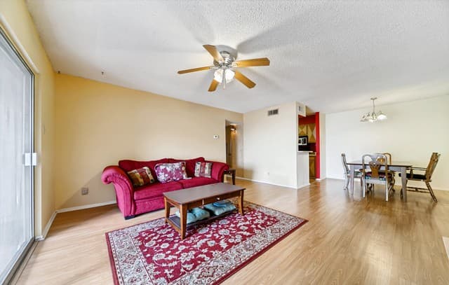 2-bedroom rental at 1819 Babcock Rd Unit 410-D in San Antonio, TX — photo 3