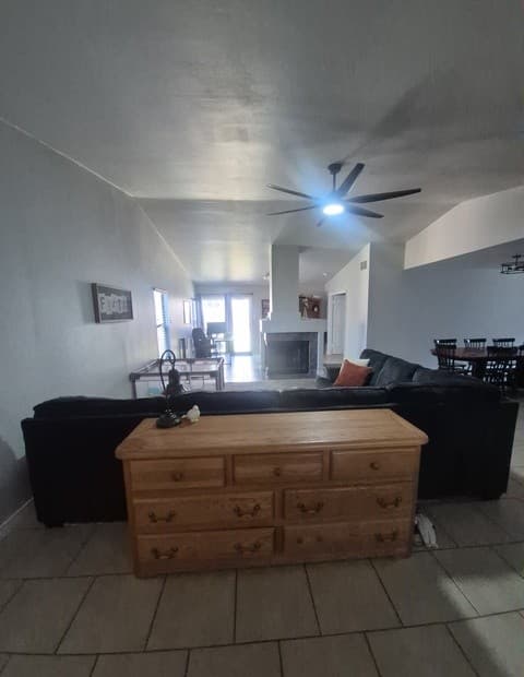 3-bedroom rental at 15011 Enchanted Castle in San Antonio, TX — photo 3
