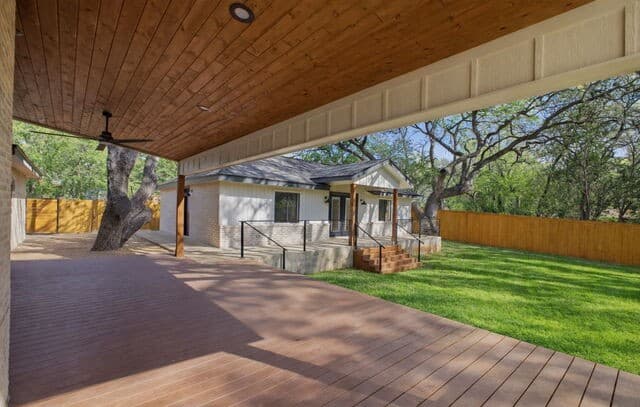 5-bedroom rental at 118 Tiger Tail in Hollywood Park, TX — photo 2