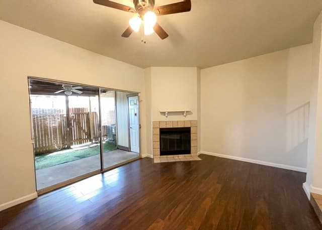 2-bedroom rental at 7880 Micron in San Antonio, TX — photo 2