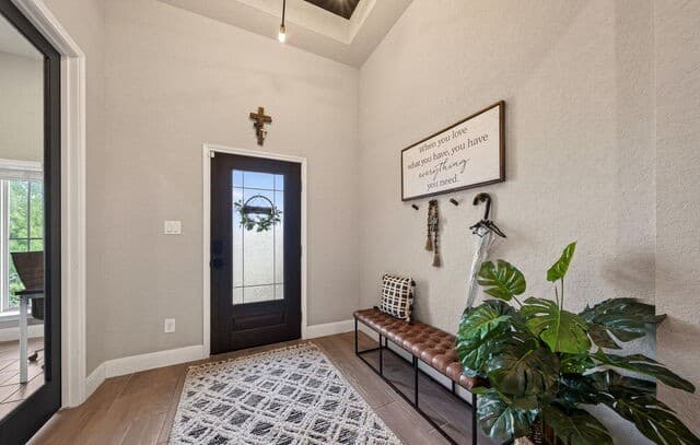 4-bedroom rental at 6549 Crockett Cove in Schertz, TX — photo 4