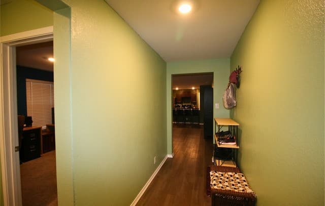 3-bedroom rental at 13615 Whisper Xing in San Antonio, TX — photo 3