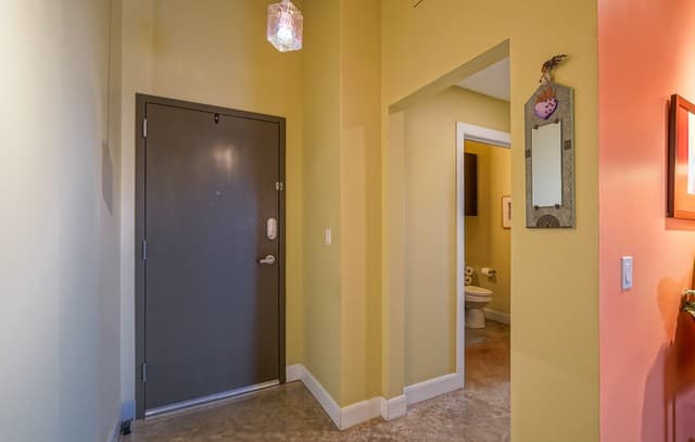 2-bedroom rental at 831 S Flores Unit 3202 in San Antonio, TX — photo 3