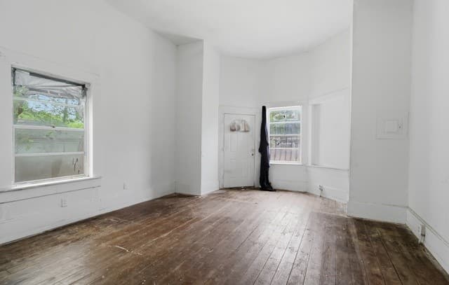 2-bedroom rental at 136 Allsup in San Antonio, TX — photo 4