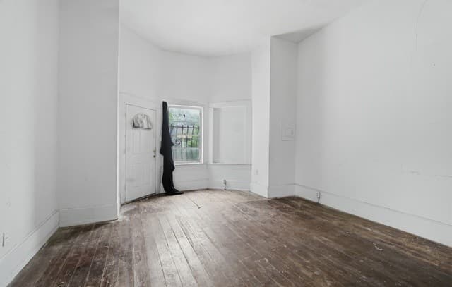 2-bedroom rental at 136 Allsup in San Antonio, TX — photo 5