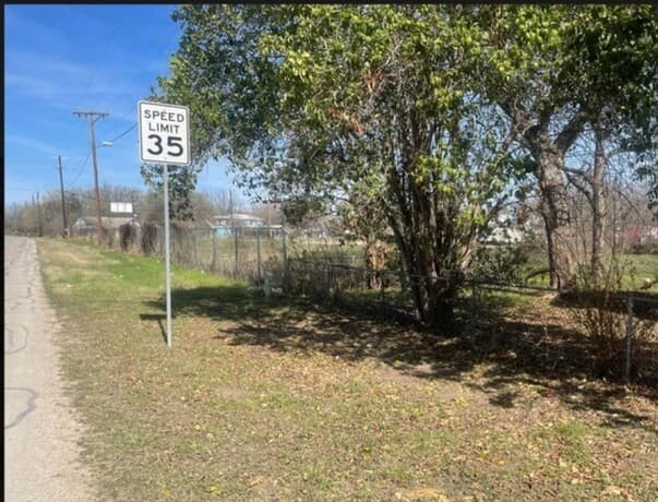 rental at 7330 Quintana in San Antonio, TX — photo 1