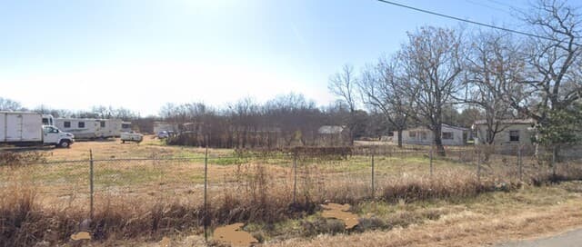 rental at 7330 Quintana in San Antonio, TX — photo 3