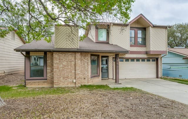 3-bedroom rental at 7706 Clear Ridge in San Antonio, TX — photo 1
