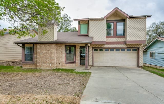 3-bedroom rental at 7706 Clear Ridge in San Antonio, TX — photo 3