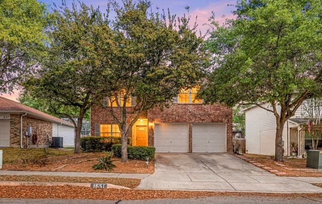 4-bedroom rental at 1651 Mountain Brk in Schertz, TX — photo 1