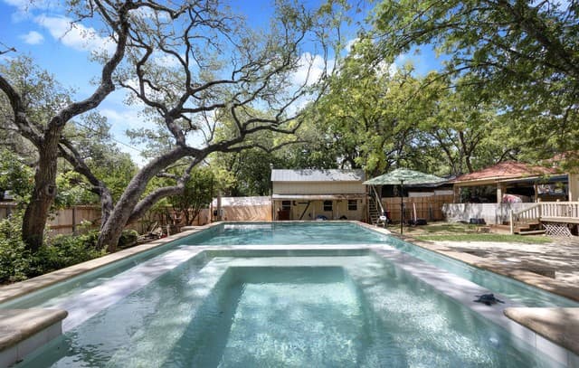 4-bedroom rental at 308 Tanglewood in Fredericksburg, TX — photo 1