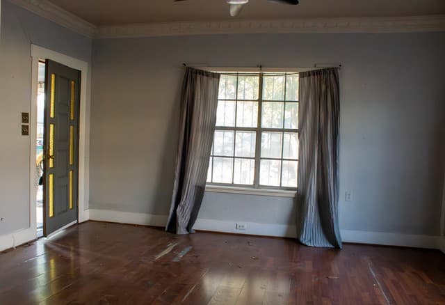 3-bedroom rental at 1806 Ridgewood in San Antonio, TX — photo 2