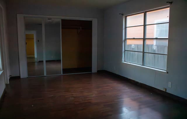 3-bedroom rental at 1806 Ridgewood in San Antonio, TX — photo 5