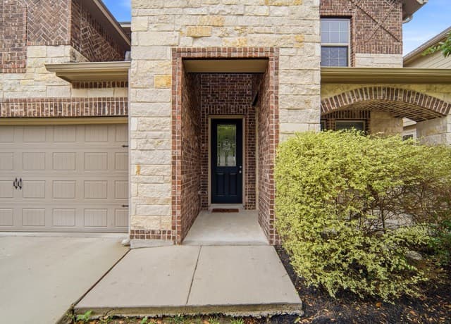 4-bedroom rental at 113 Grand Vista in Cibolo, TX — photo 3