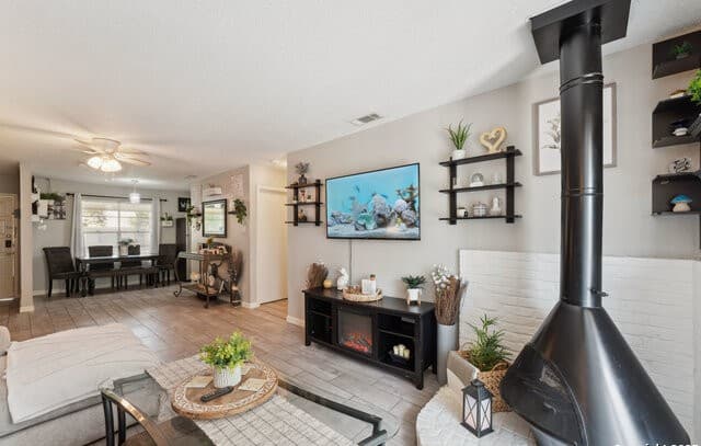 1-bedroom rental at 923 Vance Jackson Unit 1104 in San Antonio, TX — photo 3