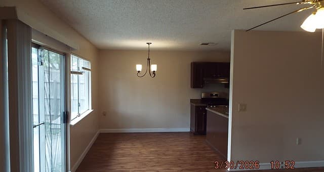 4-bedroom rental at 5922 Brambletree in San Antonio, TX — photo 4
