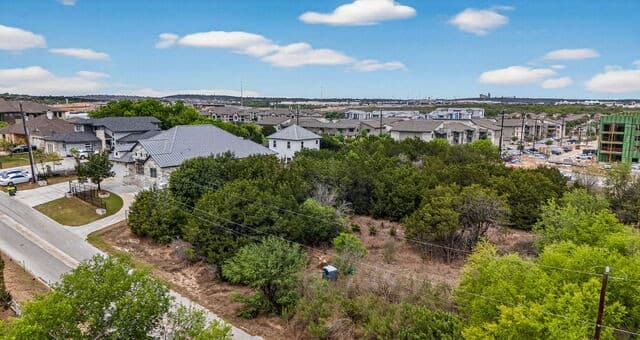 rental at BLK 46 LOT 4 N Deerfield Dr in Selma, TX — photo 2