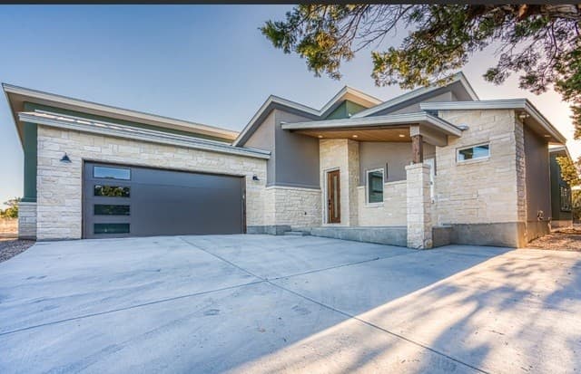 3-bedroom rental at 7809 Ventura in Selma, TX — photo 1