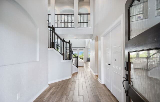 5-bedroom rental at 15214 Comanche Wolf in San Antonio, TX — photo 4