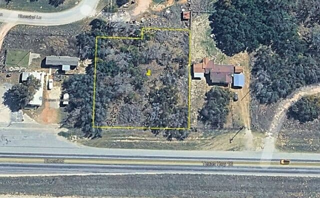rental at 000 N State Highway 16 in Poteet, TX — photo 3