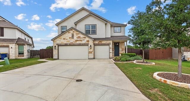 4-bedroom rental at 205 Pudu Trl in Cibolo, TX — photo 3