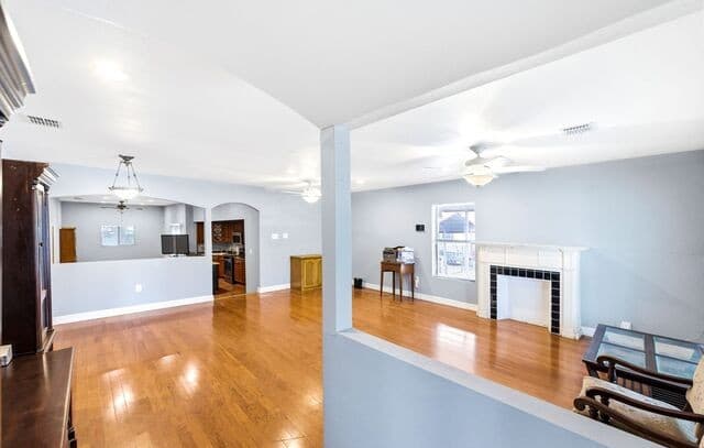 3-bedroom rental at 1410 Santa Anna in San Antonio, TX — photo 4
