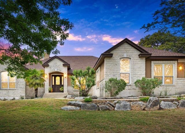4-bedroom rental at 1827 Slumber Pass in San Antonio, TX — photo 1
