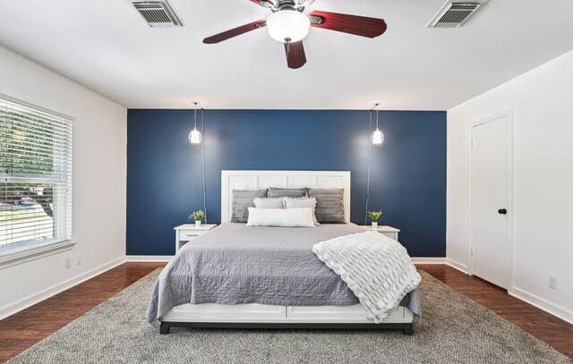 4-bedroom rental at 15840 Walnut Creek in San Antonio, TX — photo 5