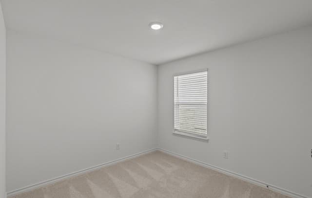 3-bedroom rental at 8236 Smithers Avenue in San Antonio, TX — photo 5