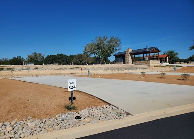 rental at 5386 Ranch Road 1376 #324 in Fredericksburg, TX — photo 2