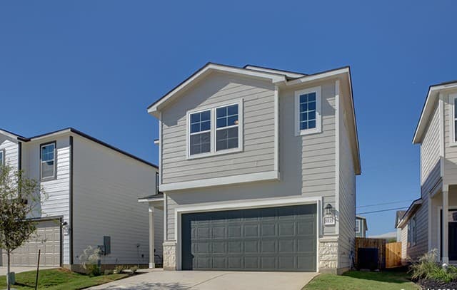 3-bedroom rental at 5935 Cinnabar Corner in San Antonio, TX — photo 2
