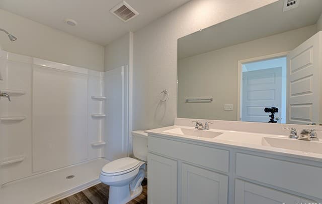 3-bedroom rental at 5935 Cinnabar Corner in San Antonio, TX — photo 5
