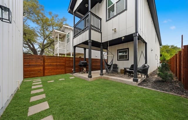 3-bedroom rental at 754 Delmar St in San Antonio, TX — photo 4