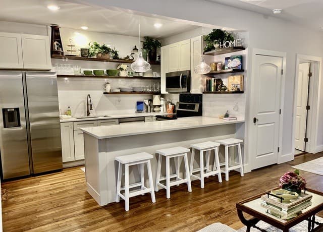 rental at 614 E Mulberry in San Antonio, TX — photo 4