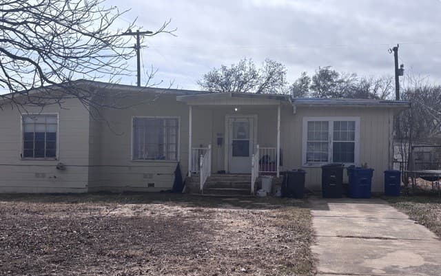 3-bedroom rental at 3138 Linn in San Antonio, TX — photo 1