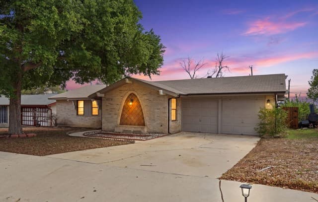 3-bedroom rental at 6514 Forest Grove in San Antonio, TX — photo 1