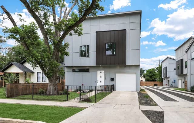 3-bedroom rental at 1138 Gibbs Unit 101 in San Antonio, TX — photo 1