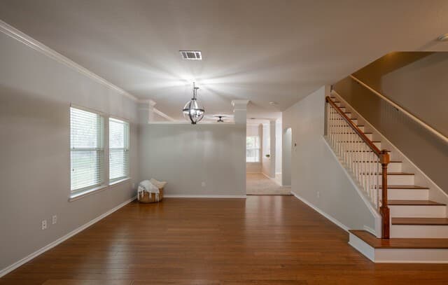 3-bedroom rental at 2047 Walsbrook in San Antonio, TX — photo 3