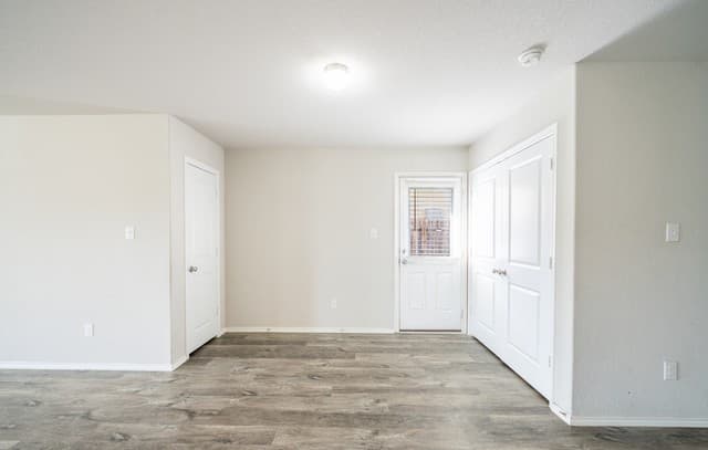 4-bedroom rental at 203 Reuben Kemper in San Antonio, TX — photo 5