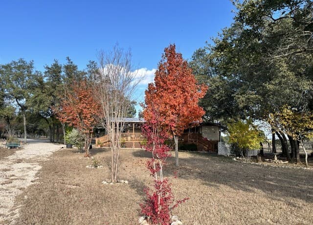 3-bedroom rental at 3187 County Road 361 in Utopia, TX — photo 1