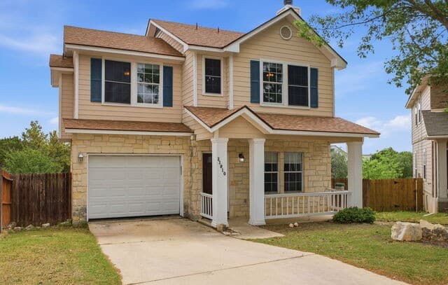 3-bedroom rental at 21810 Goldcrest in San Antonio, TX — photo 2