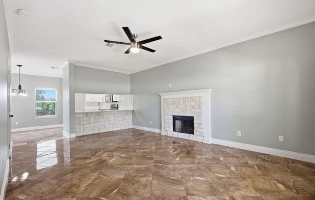 3-bedroom rental at 21810 Goldcrest in San Antonio, TX — photo 5
