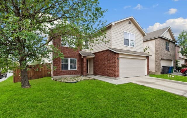 4-bedroom rental at 10807 Indigo in San Antonio, TX — photo 2