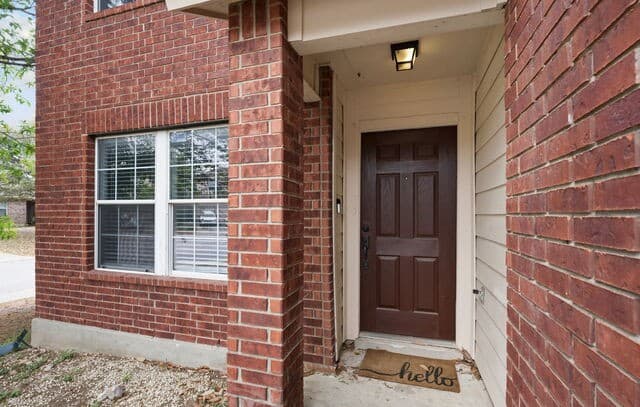 4-bedroom rental at 10807 Indigo in San Antonio, TX — photo 3