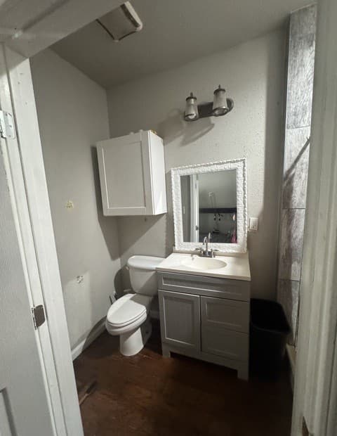 4-bedroom rental at 210 W Quill in San Antonio, TX — photo 5