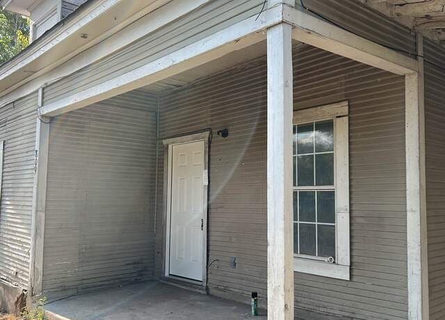 2-bedroom rental at 809 Leal in San Antonio, TX — photo 3