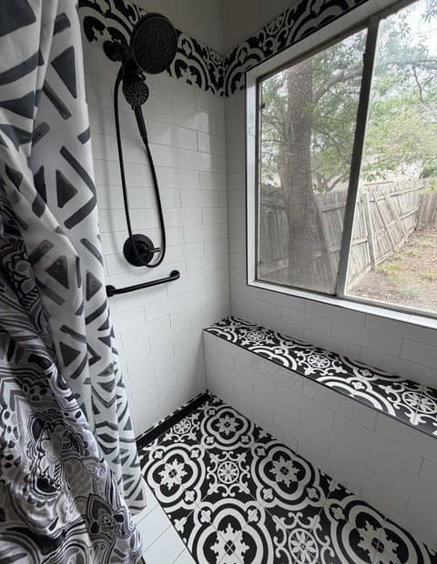 3-bedroom rental at 3662 Candlehead in San Antonio, TX — photo 2