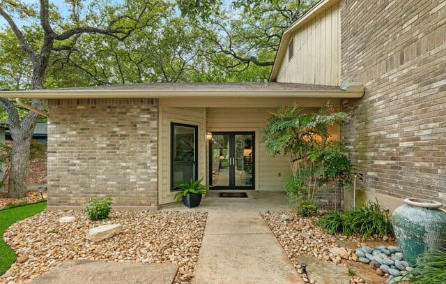 2-bedroom rental at 14139 Day Star St in San Antonio, TX — photo 4