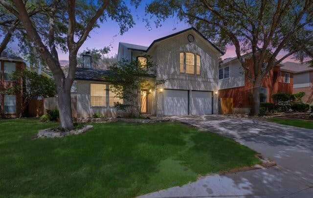 3-bedroom rental at 12215 Stable Knoll in San Antonio, TX — photo 3