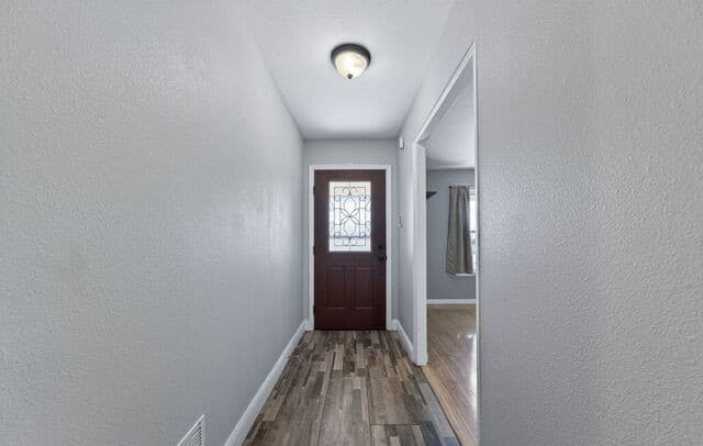 5-bedroom rental at 5343 Galacino in San Antonio, TX — photo 4